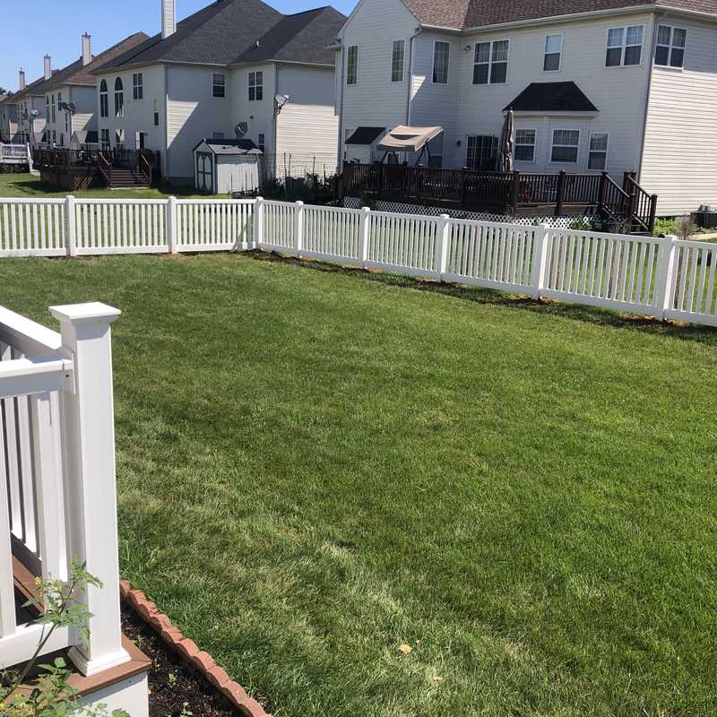 Vinyl Picket Fence